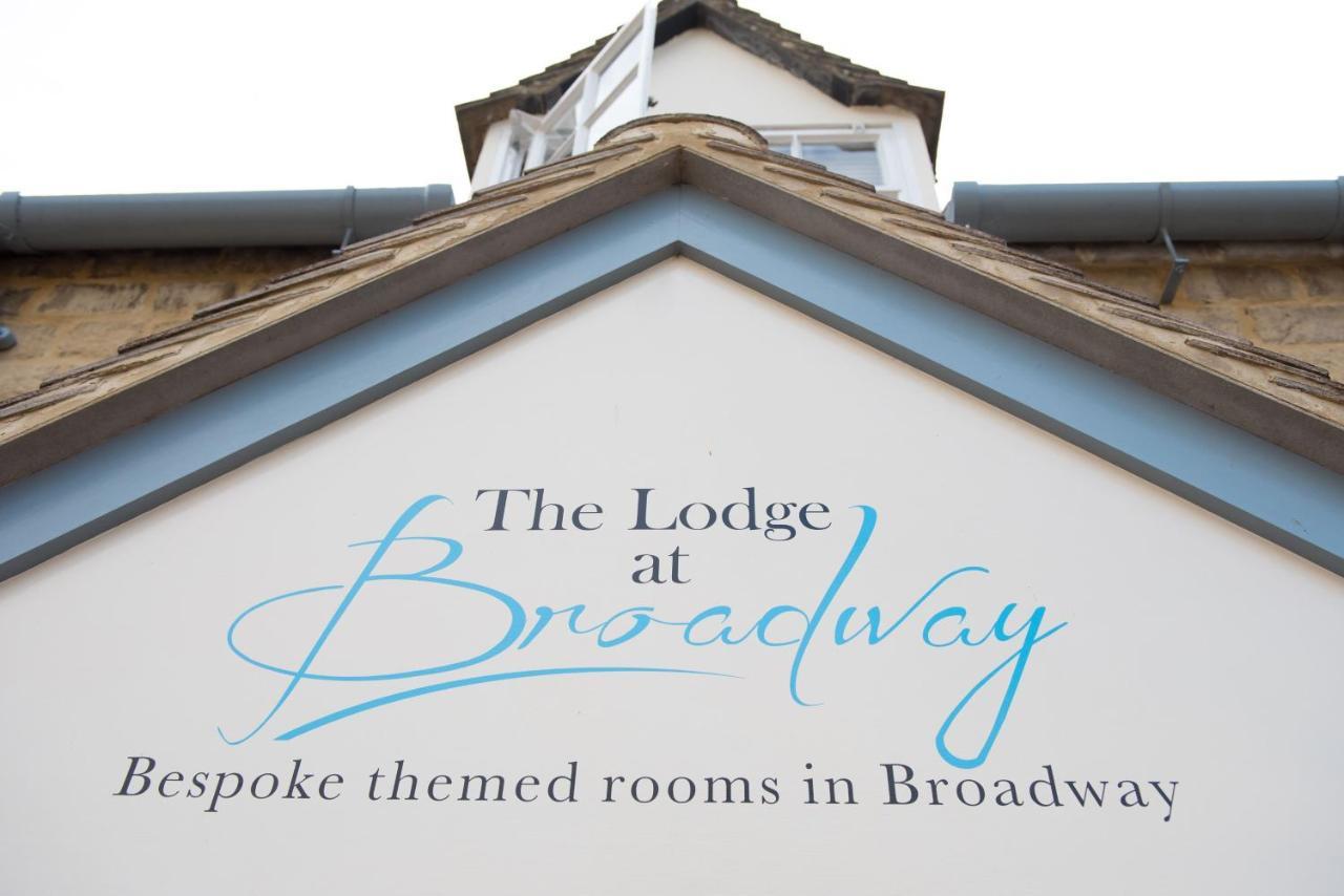 The Lodge At Broadway Broadway  Buitenkant foto